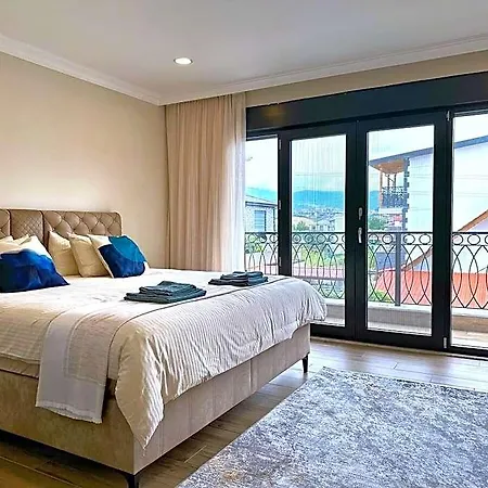 Modern 3 Bedroom Near Izmit Apartment