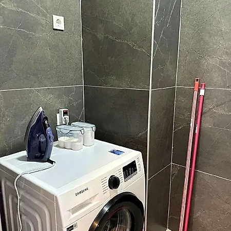 Modern 3 Bedroom Near Izmit Apartment *